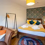 Stockwood House By Cliftonvalley Casa vacanze Bristol