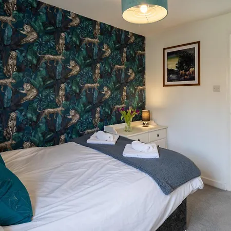 Stockwood House By Cliftonvalley