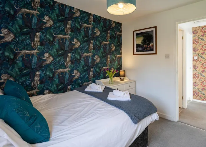 Stockwood House By Cliftonvalley