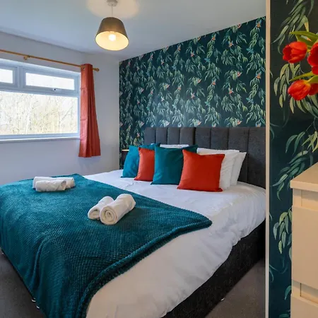 Stockwood House By Cliftonvalley Hébergement de vacances *